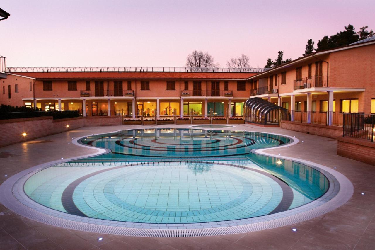 Residence Terme Di San Giacomo Sarnano Εξωτερικό φωτογραφία